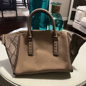 Aldo purse, beige with Snakeskin siding. 4 pockets inside.